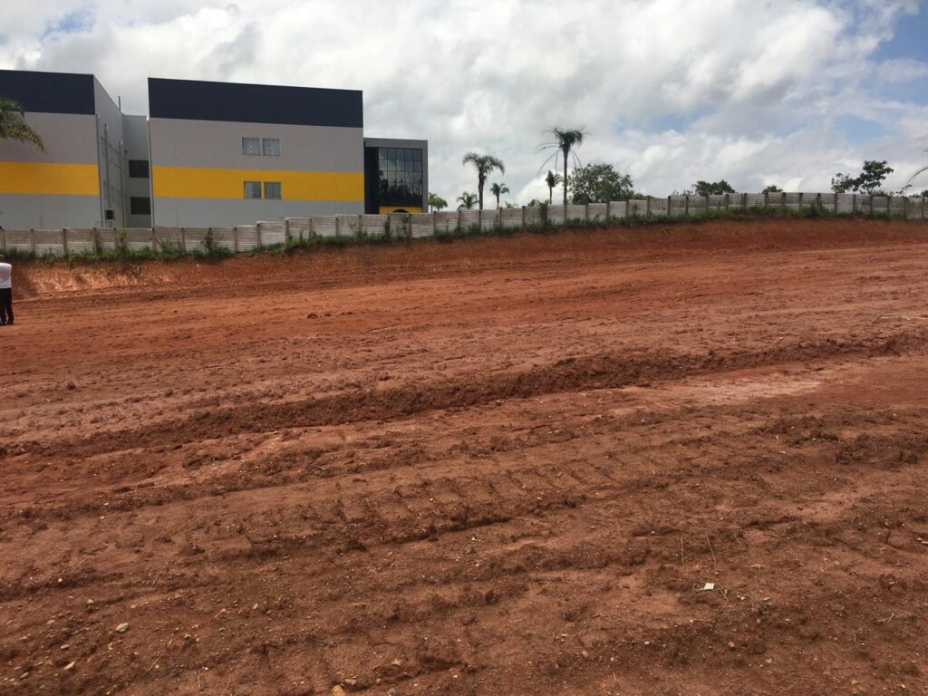 Lotes em Embu das Artes Com Matricula